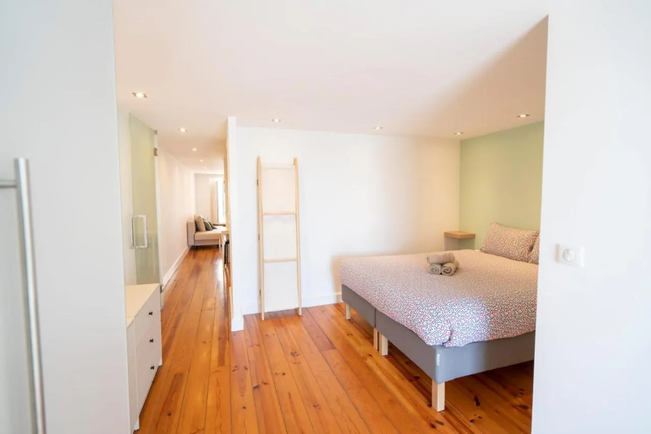 Lisbon Apartment&Suites Santa Clara